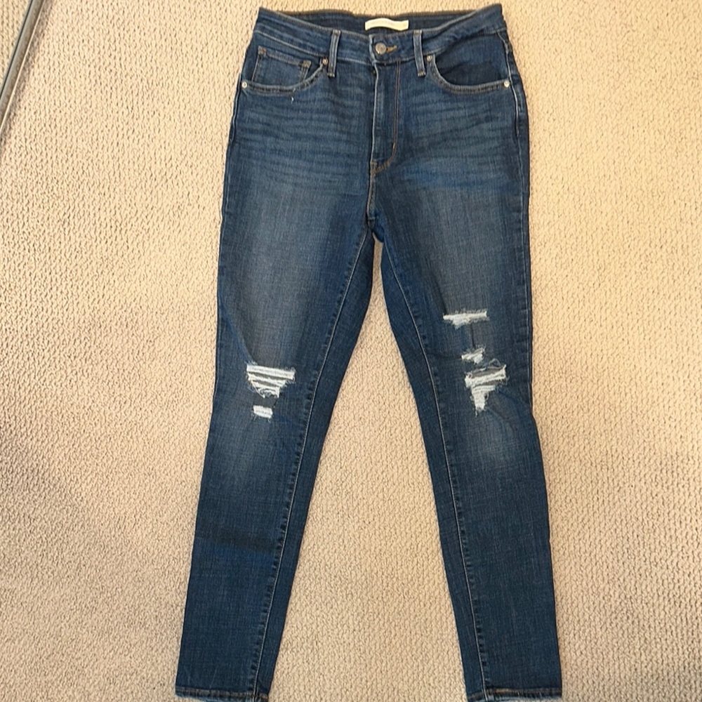 Levi’s High Rise Distressed Skinny Jean